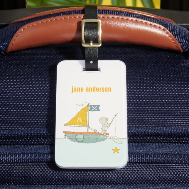Cute Fishing Bear Star Sailboat Kids Monogram Bagagebricka (Framsida Insitu 2)