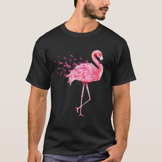Cute Flamingo Rosa Ribbon Breast Cancer Awareness T Shirt (Framsida)