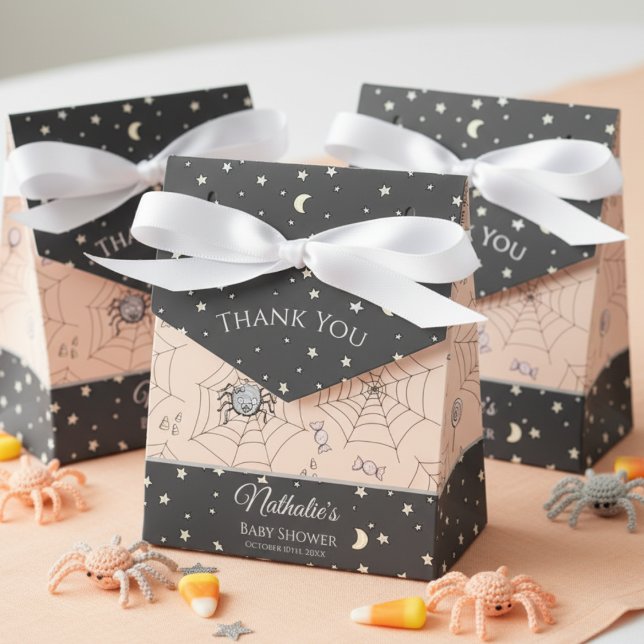 Cute Flicka Fladdermus Halloween & Fall Presentaskar (Spooky Cute Baby Spiders Halloween Baby Shower Thank You Favor Boxes in Gender Neutral Pastel Orange)