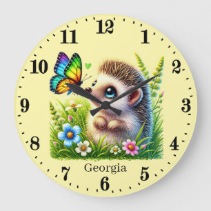 Cute flicka hedgehog add namn-plantskola stor klocka