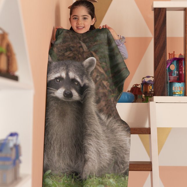 Cute Forest Raccoon Wildlife Photo Fleecefilt (In Situ Folded)