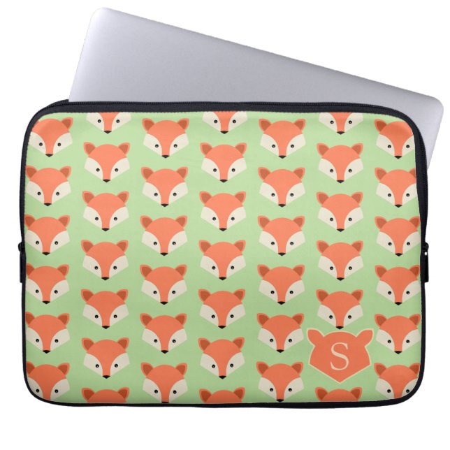 Cute Fox Mönster på Grönt Monogram Laptop Fodral (Framsidan)