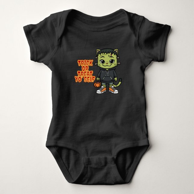 Cute Frankenstein Cat Monster - Kawaii Spooky Hall T Shirt (Framsida)