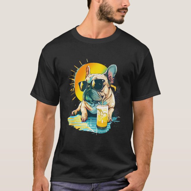Cute French Bulldog chillin tropical drink on summ T Shirt (Framsida)