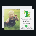 Cute Frog Kid Photo 1st Birthday Party Inbjudningar<br><div class="desc">Cute Frog Kid Photo 1st Birthday Party bjudan. Froggy Födelsedagsfest inbjudan med grönt rand! Unik och originell födelsedagsfest inbjudan anpassar din nu! Den här mallen har inte bara plats för ett meddelande,  unge namn,  date,  ställe,  time och R.S.V.P,  utan du kan också lägga till ett foto av ditt barn!</div>