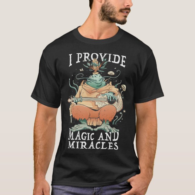 Cute frog musician I provide magic and miracles T Shirt (Framsida)