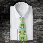 Cute Frog Slips<br><div class="desc">En grönt halsen är bunden av en illustration av en söt groda på dammen! Hämta den för en perfekt till Fars dag eller bara för att behaga din pojkvän!</div>