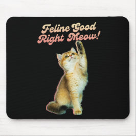 Cute Funny Cat Typography med lekkattunge Musmatta
