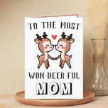 Cute Funny Hjort Buck Wonderful Mamma Birthday Tack Kort<br><div class="desc">Tittar du ett unikt sätt att uttrycka kärlek och humor? Vårt roliga hälsningskort för hjort är perfektens val för alla mamma på födelsedagen eller till och med för Mors dag! Anpassa den genom att lägga till ditt eget personliga meddelande. Utformningen har två söta baby hjort och ett meddelande till det...</div>