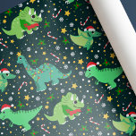 Cute Funny jul Dinosaurs Presentpapper<br><div class="desc">Fira helgdagarna med den här designen av Cute Juldinosaurier. Du kan anpassa detta ytterligare genom att klicka på knappen "PERSONALIZE". Ändra bakgrunden till färg om du vill.</div>