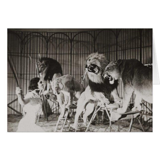 Cute Funny Lejon Tamer Mamma Woman Hälsningskort (Framsidan Horizontal)