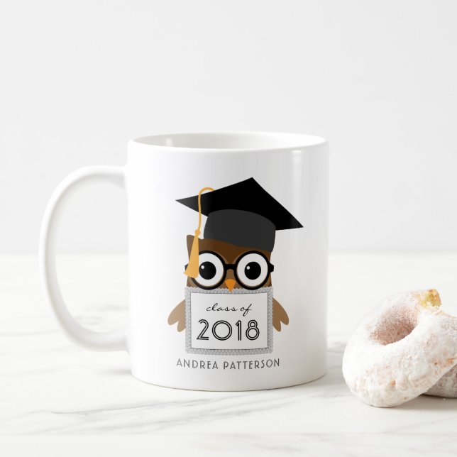 Cute Geeky Student Uggla Personlig Studenten Kaffemugg (Med munk)