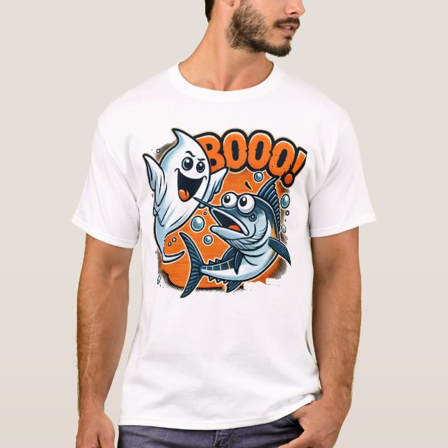 Cute Ghost Scaring Fish Funny Halloween T Shirt (Framsida)
