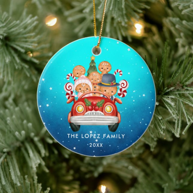 Cute Gingertea Family of 5 in Red Car Julgransprydnad Keramik (Träd)