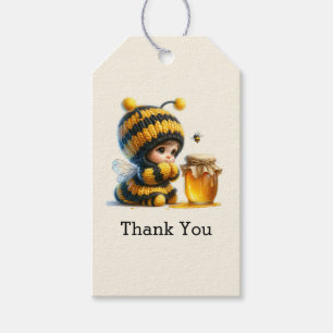 Cute Girl in Bee Costume with honey Tack Presentetikett