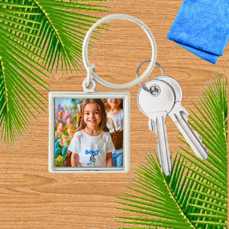 Cute Girl Keychain Fyrkantig Silverfärgad Nyckelring