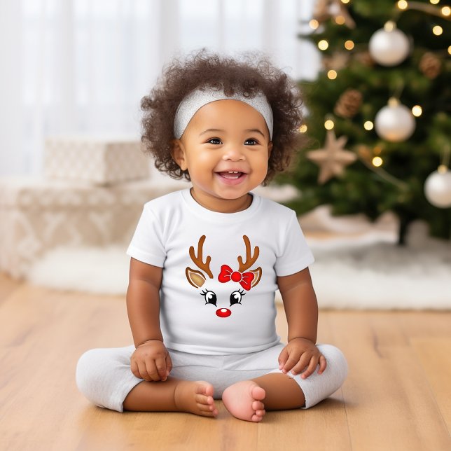 Cute Girl Reindeer Ansikte T Shirt (Skapare uppladdad)