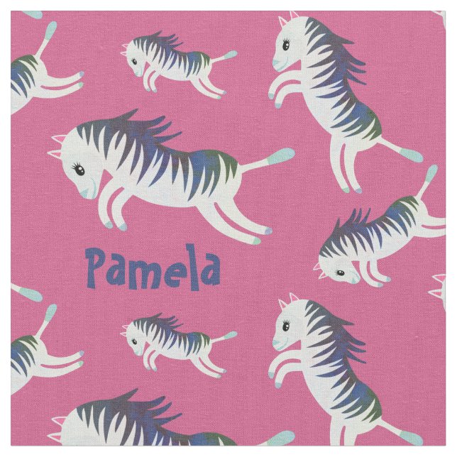 Cute Girly Rosa Custom Name Zebra-utskrivet Tyg (Närbild)