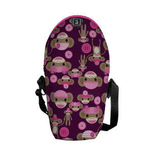 Cute Girly Rosa Sock monkey Girls på Lila Messenger Bag