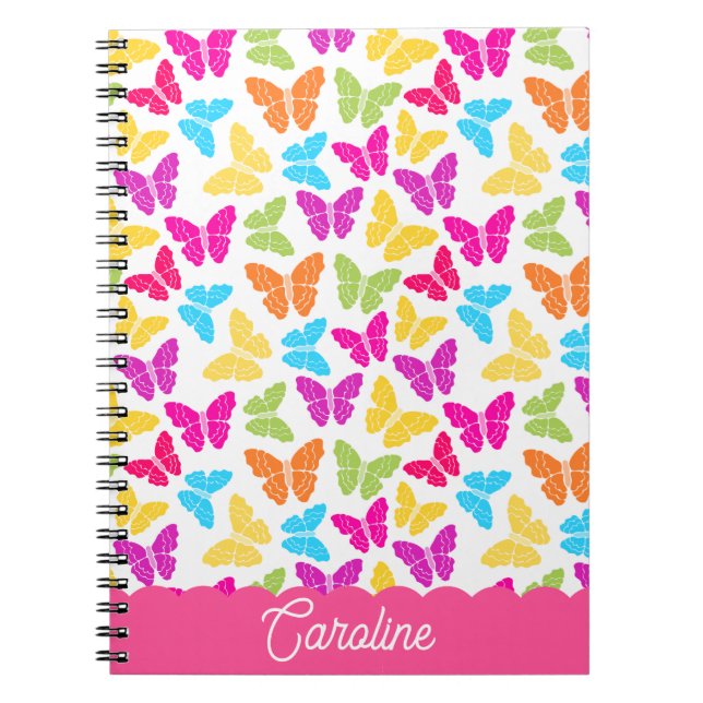 Cute Girly Vibrant Rainbow Butterfly Mönster Namn Anteckningsbok (Framsidan)