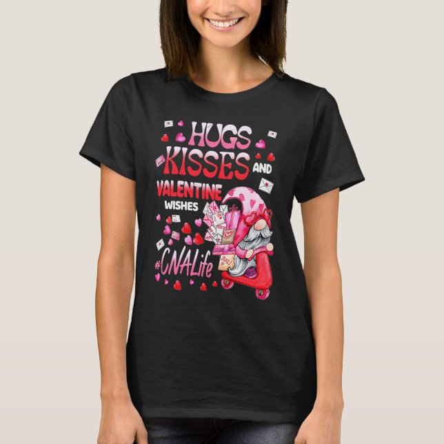 Cute Gnome CNA Life Nurse Hugs Kisses Valentines D T Shirt (Framsida)