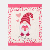 Cute Gnome Holding Heart Personlig