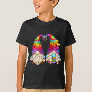 Cute Gnome i 70-talets kontur visar Fredstecken i T Shirt