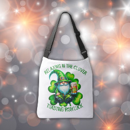 Cute Gnome-St patrick's day med öl | Axelväska