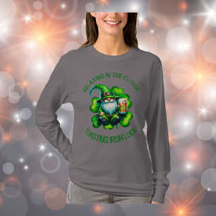 Cute Gnome-St patrick's day med öl T Shirt