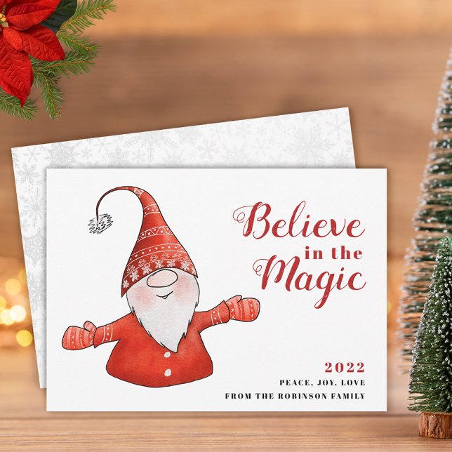 Cute Gnome tror på Magic Red-julen Julkort (Skapare uppladdad)