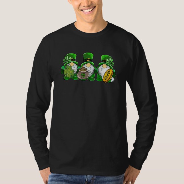 Cute Gnomes Holding Shamrock Leopard Plaid St Patr T Shirt (Framsida)
