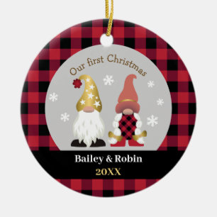 Cute Gnomes vår första julklapp Buffalo Play Cer Julgransprydnad Keramik