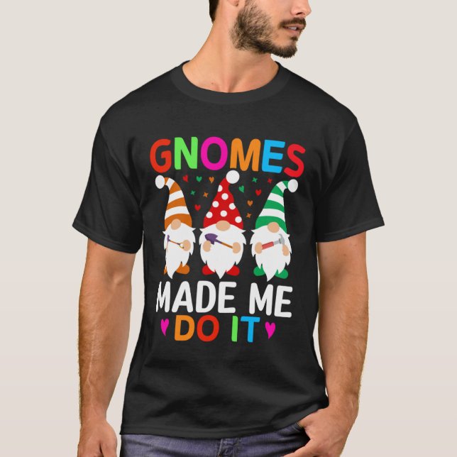 Cute Gnomies for Garden  Gnomes T Shirt (Framsida)