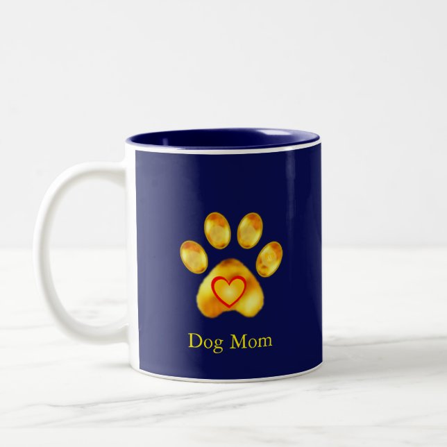 Cute Golden Tass Hund Mamma på marinblått Två-Tonad Mugg (Vänster)