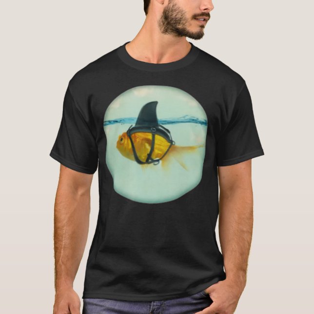 Cute Goldfish with a Shark Fin Fashion  T Shirt (Framsida)