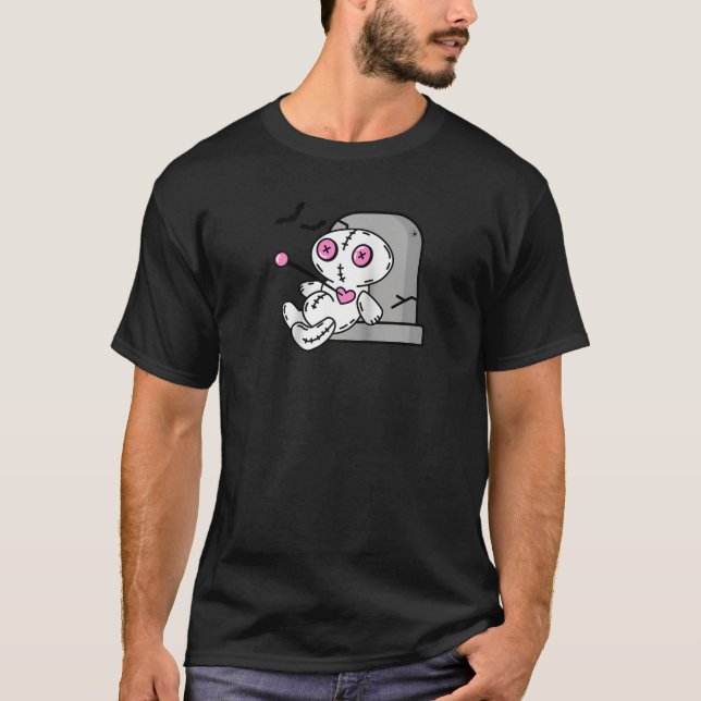 Cute Goth Voodoo Doll Halloween Spooky Rosa Emo He T Shirt (Framsida)