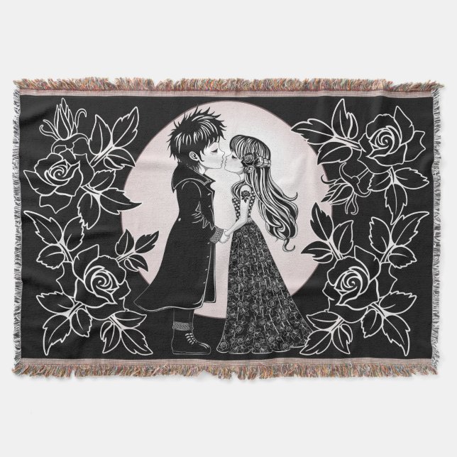Cute Gothic Emo Kids Kiss Valentine Day Filt (Framsidan)