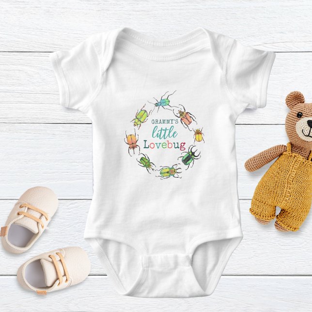 Cute Grandmas lilla Lovebug-Anpassningsbar T Shirt (Skapare uppladdad)