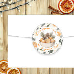 Cute Gräs Cones och Oranges Personlig jul Runt Klistermärke<br><div class="desc">Ärade gräs grenar,  skål och skål av orangar och gräs-koner personlig julklistermärken för att försegla helgdagskorten eller för säckar.</div>