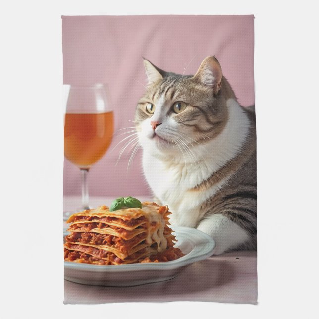 Cute Grått Cat med Lasagna och Vin glas Kökshandduk (Vertikal)