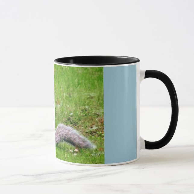 Cute Grått Squirrel Mugg (Höger)
