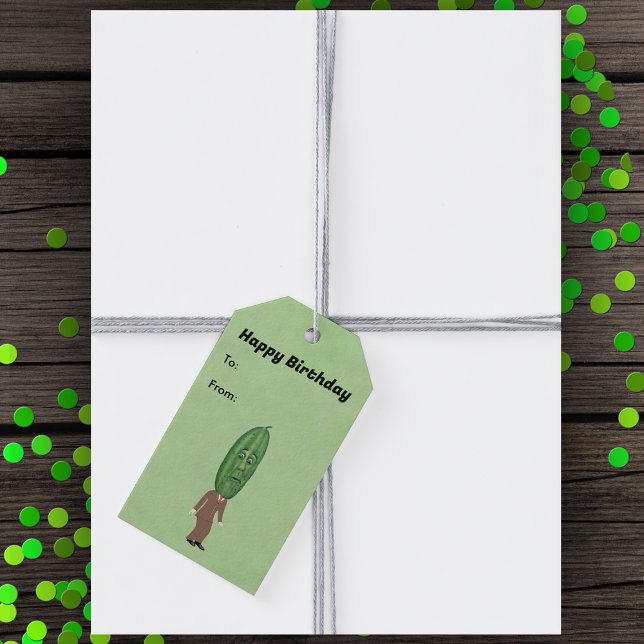 Cute Green Pickle Head Man With Face Suit Birthday Presentetikett (Cute green pickle head man in brown suit with surprised face on green Happy Birthday gift tags.)