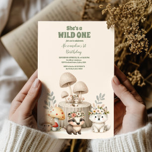 Cute Greenery Woodland Animals 1:a födelsedagen Pa Inbjudningar