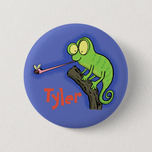 Cute grönt chameleon som fångar en knapp för kryp