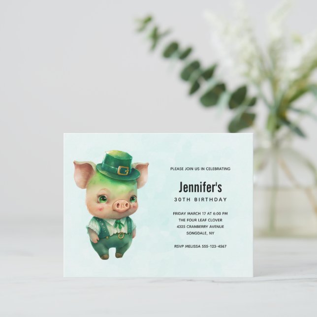 Cute Grönt Gris i Finare Attire-Födelsedagsfesten Inbjudan Vykort (Stående Fram)