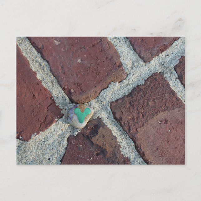 Cute Grönt Heart Sten på Pella, Iowa Brick Vykort (Framsida)