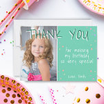 Cute Grönt Star Girl Birthday Tack Kort<br><div class="desc">Cute Grönt Star Girl Photo Birthday - tack för ditt kort. Tysta små stjärnor. Ladda upp fotot och anpassa kortet med ditt namn och din text. Underbart som tack för att du fick kort för flickor.</div>