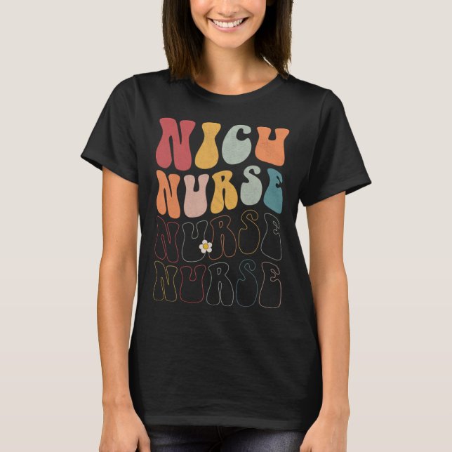 Cute Groovy NICU Nurse RN ICU ER Pediatriska Pullo T Shirt (Framsida)