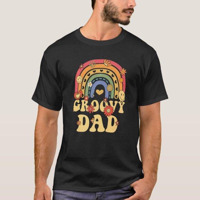 Cute Groovy Pappa Retro Groovy Rainbow T Shirt (Framsida)