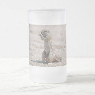Cute ground sqirrel frostat ölglas